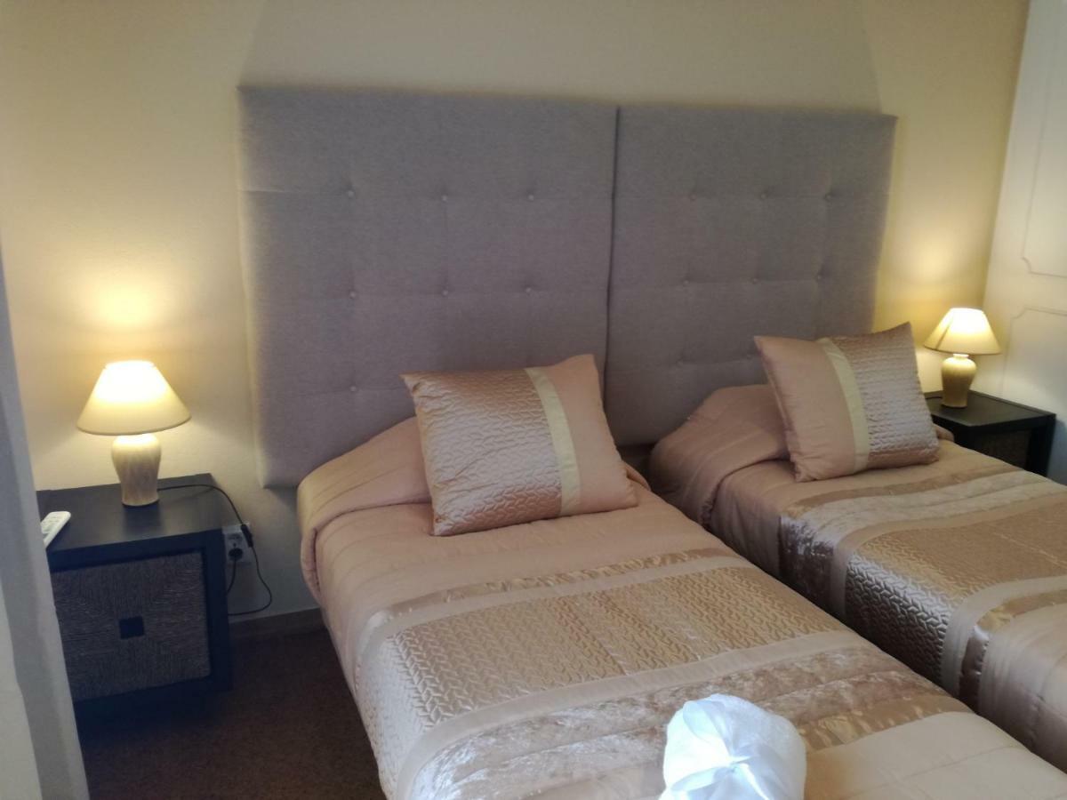 Sensations Guesthouse ラゴス エクステリア 写真