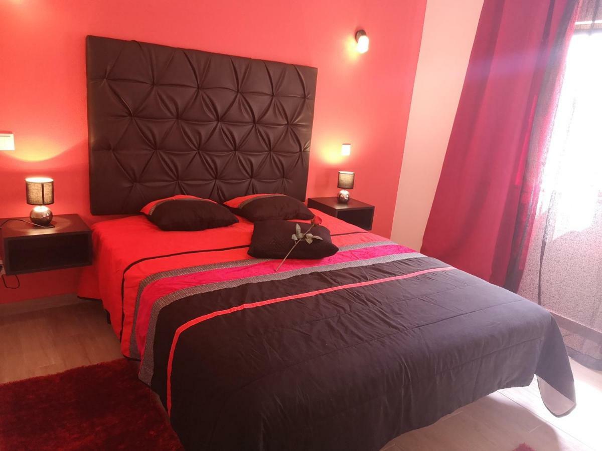 Sensations Guesthouse ラゴス エクステリア 写真