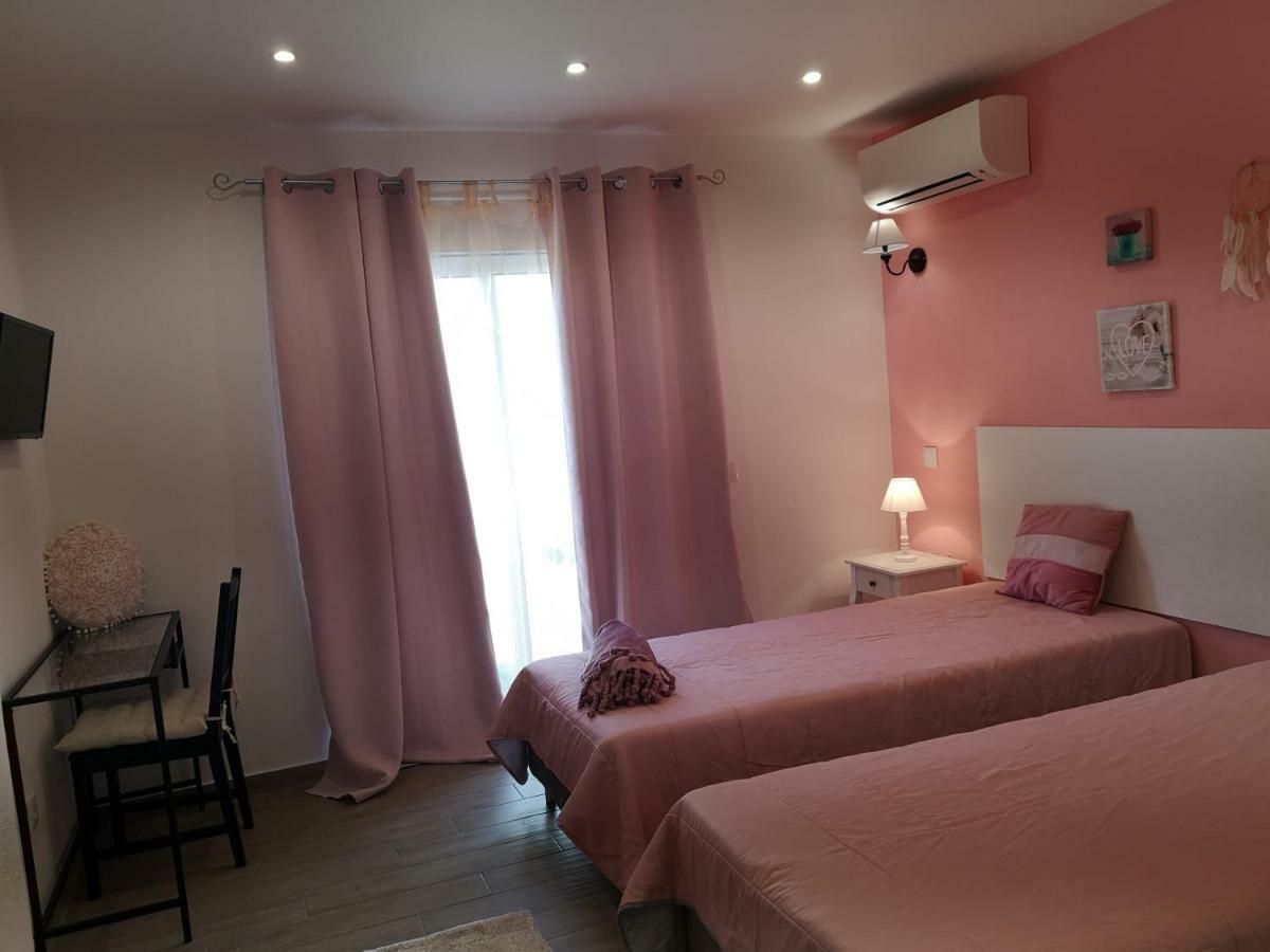 Sensations Guesthouse ラゴス エクステリア 写真