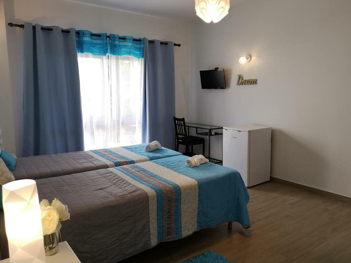 Sensations Guesthouse ラゴス エクステリア 写真
